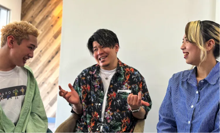 人事部員が話している様子