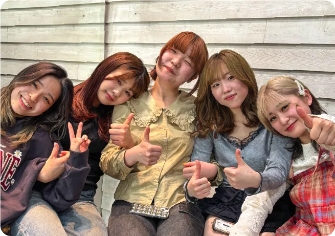 アシスタント達の集合写真