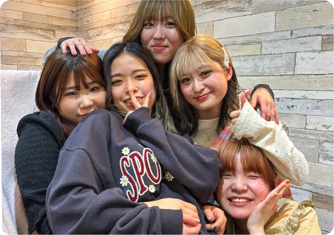 アシスタント達の集合写真