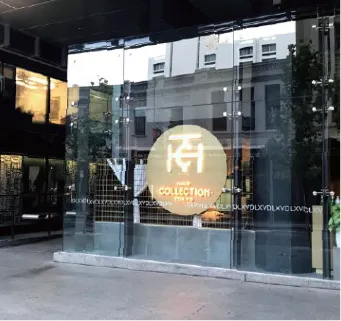 オーストラリア